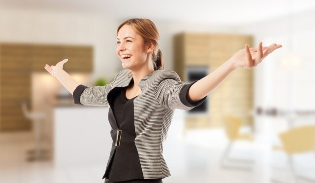 Single Women Kick Butt in the Housing Market